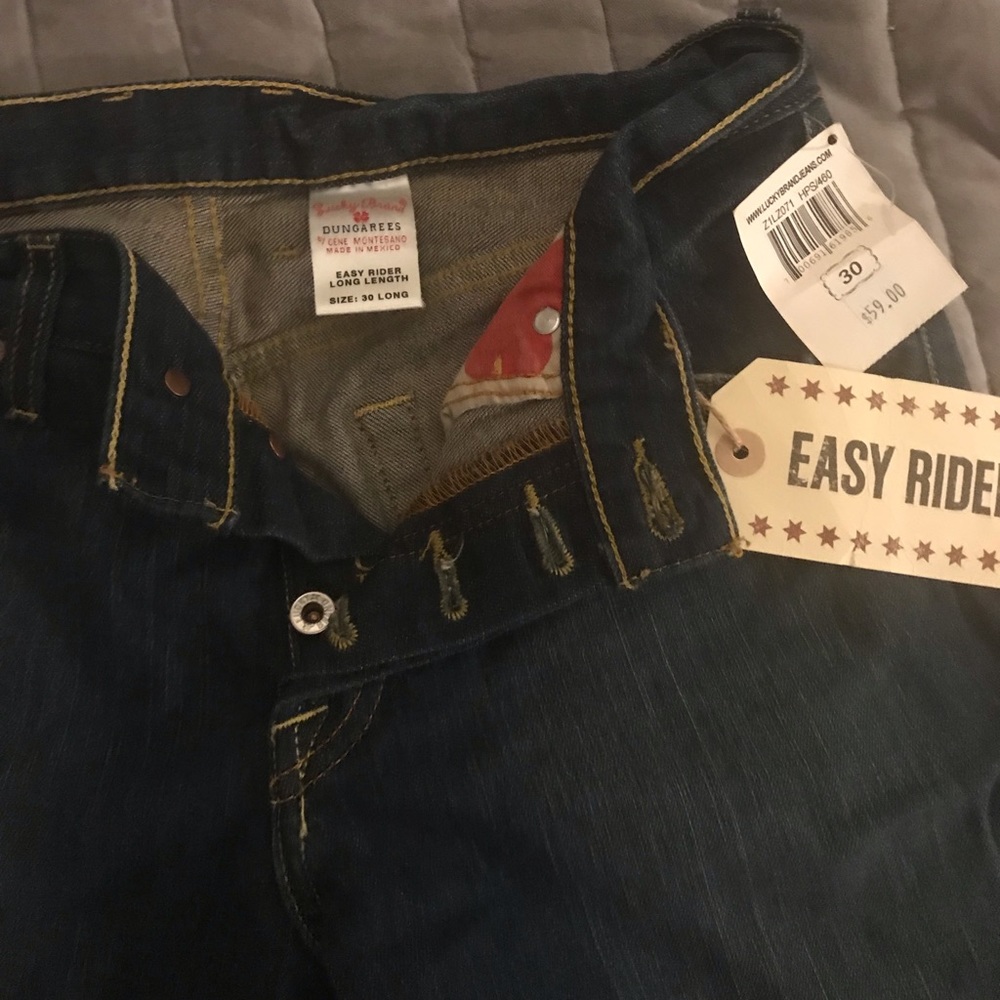 NWT..Lucky Brand “Easy Rider” jeans size 30 Long